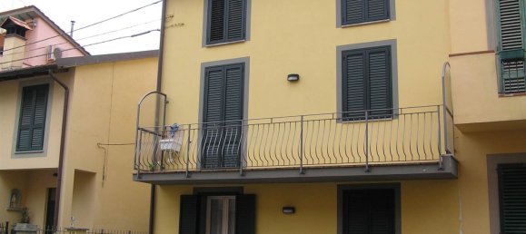 Apartamento de 2 divisões em Prato, Italy N.º 91861 8