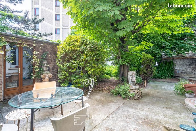 5 bedrooms Villa in Pantin, France No. 354732