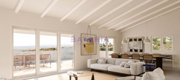 5 bedrooms Villa in Loule, Portugal No. 101152 2
