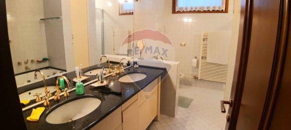 8-salle Villa à Ranzanico, Italy No. 236822 69