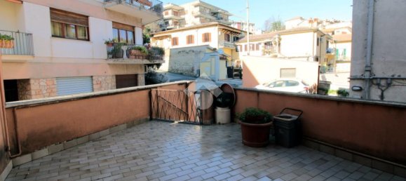 3 Schlafzimmer Wohnung in Poggio Mirteto, Italy, Nr. 53978 15