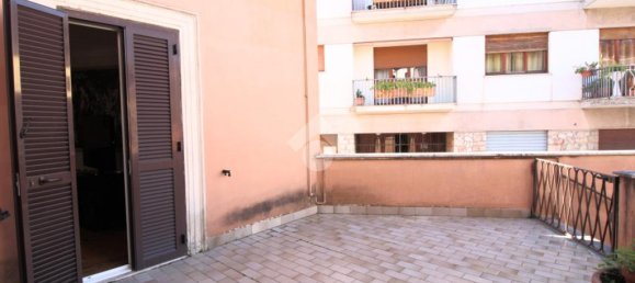3 Schlafzimmer Wohnung in Poggio Mirteto, Italy, Nr. 53978 17