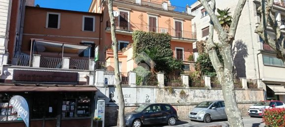 3 Schlafzimmer Wohnung in Poggio Mirteto, Italy, Nr. 53978 14