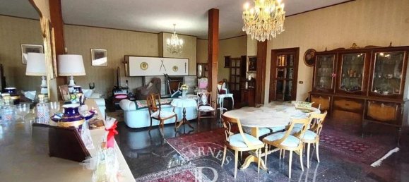 9 غرف نوم شقة في Avezzano, Italy رقم 340532 12