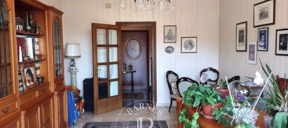 9 غرف نوم شقة في Avezzano, Italy رقم 340532 2