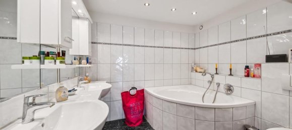 3 bedrooms Townhouse in Altona, Germany No. 56432 8