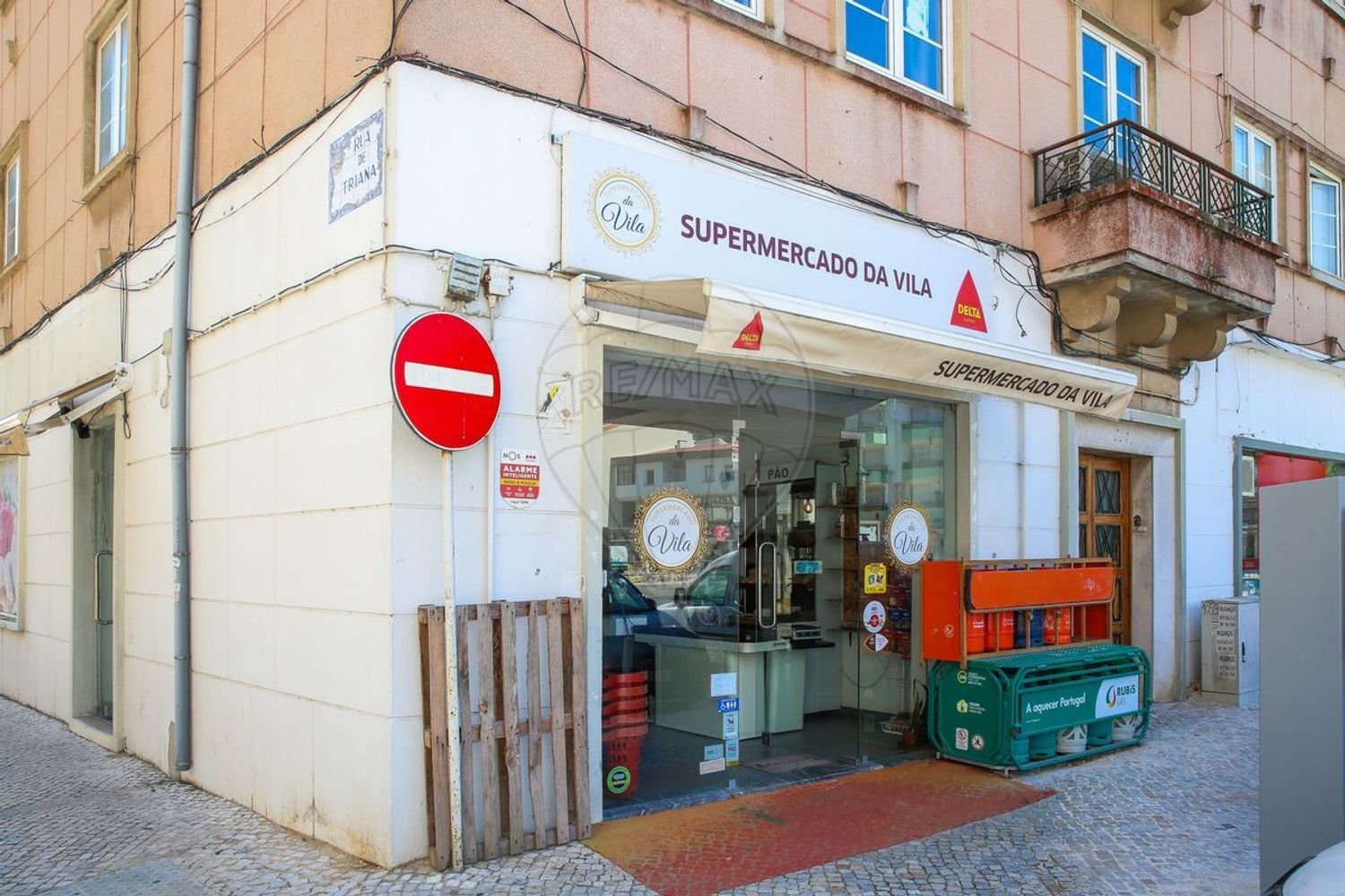 Propiedad comercial en Alenquer, Portugal 125 m² No. 235195