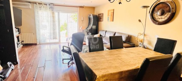 4 bedrooms House in Cubelles, Spain No. 133466 3