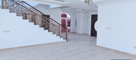 5 bedrooms Villa in Al Barsha, UAE No. 560 4