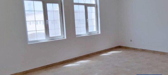 5 bedrooms Villa in Al Barsha, UAE No. 560 3