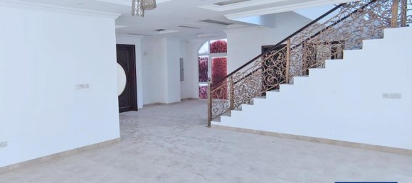 5 bedrooms Villa in Al Barsha, UAE No. 560 2