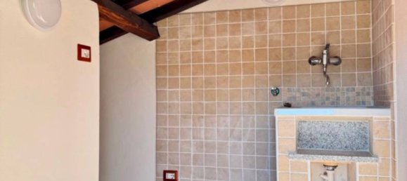 4 غرف نوم فيلا في Florence, Italy رقم 337616 32