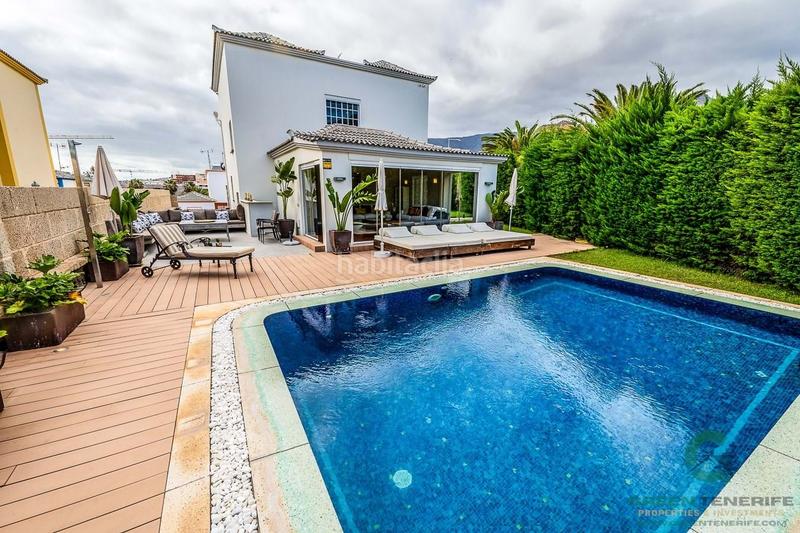 Villa T4 em Adeje, Spain N.º 117123