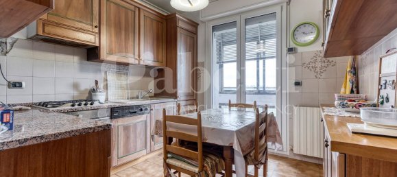 5 bedrooms Apartment in San Lazzaro di Savena, Italy No. 347706 5