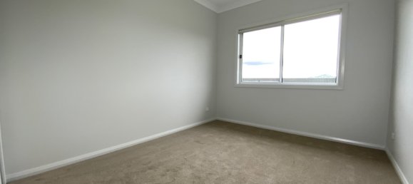 4 bedrooms House in Griffith, Australia No. 1012 10