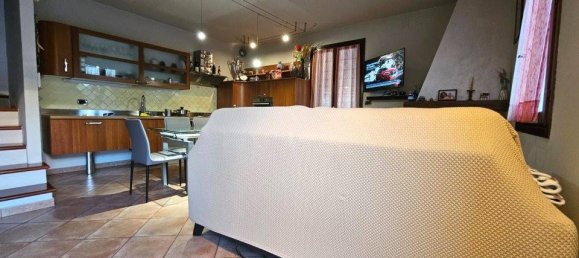 3 Schlafzimmer Wohnung in Colle di Val d'Elsa, Italy, Nr. 79206 5