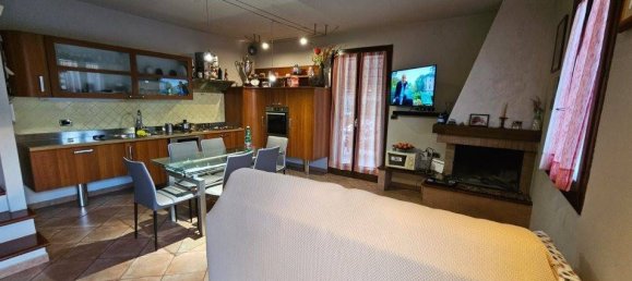 3 Schlafzimmer Wohnung in Colle di Val d'Elsa, Italy, Nr. 79206 10