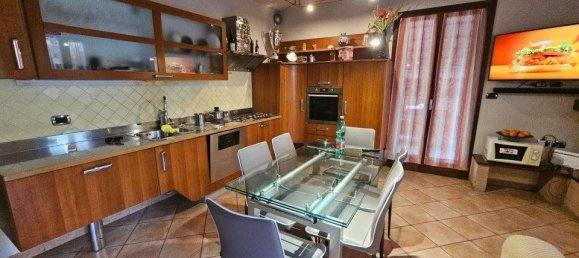 3 Schlafzimmer Wohnung in Colle di Val d'Elsa, Italy, Nr. 79206 11