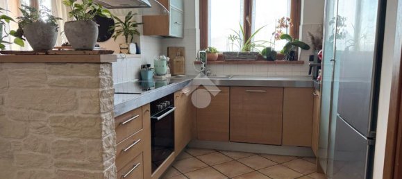 Apartamento de 2 dormitorios en Pescantina, Italy No. 60138 11