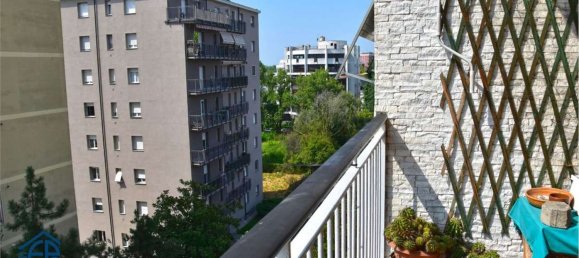 Apartamento de 3 divisões em Cinisello Balsamo, Italy N.º 261222 10