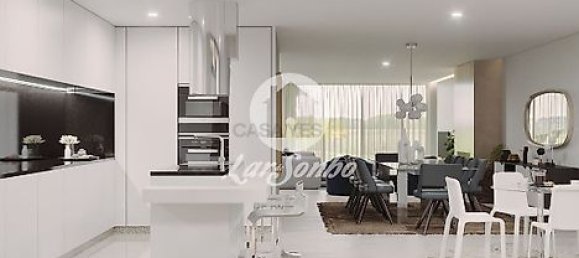 3 bedrooms House in Ribeirao, Portugal No. 17657 5