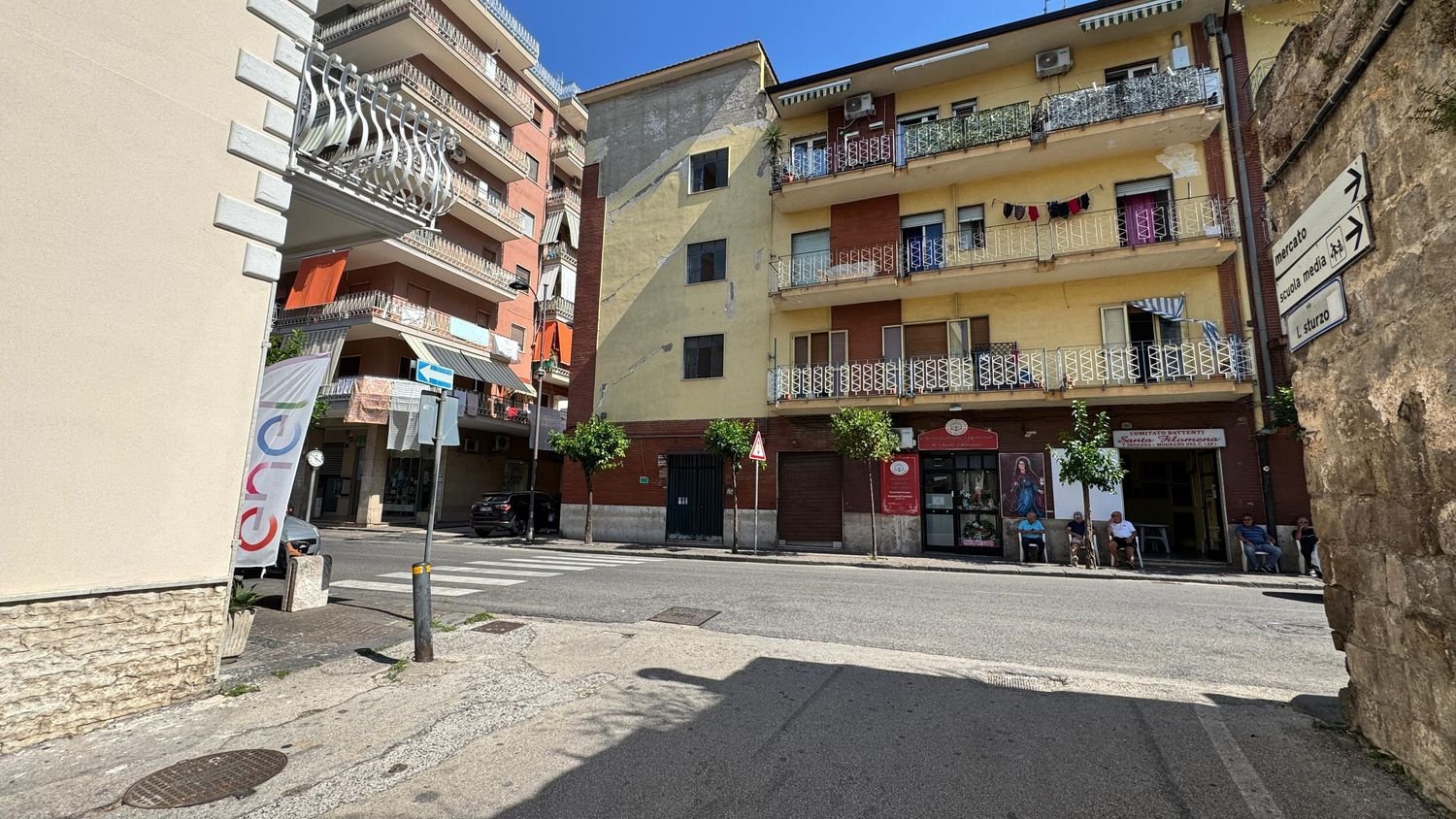 Apartamento T3 em Mugnano del Cardinale, Italy N.º 377538