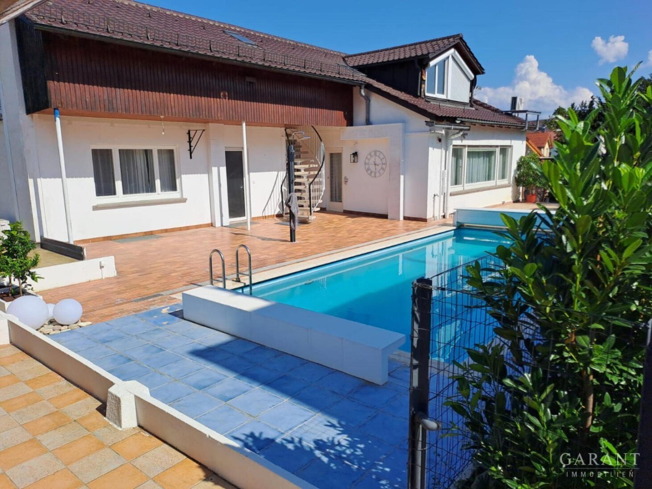 9 rooms House in Heilbronn, Germany No. 911