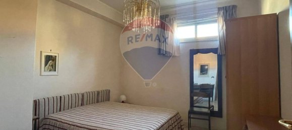 4-salle Appartement à Francavilla di Sicilia, Italy No. 302036 10