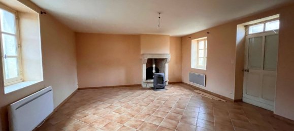 3 Schlafzimmer Haus in La Celle, France, Nr. 86740 2