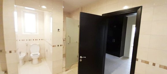 6 bedrooms Villa in Baniyas, UAE No. 31405 19