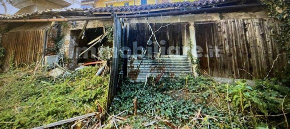 18 bedrooms Building in Carmagnola, Italy No. 329528 4