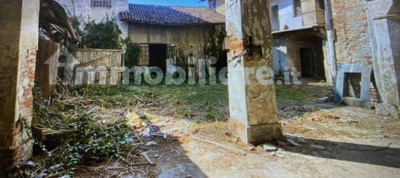 18 bedrooms Building in Carmagnola, Italy No. 329528 9