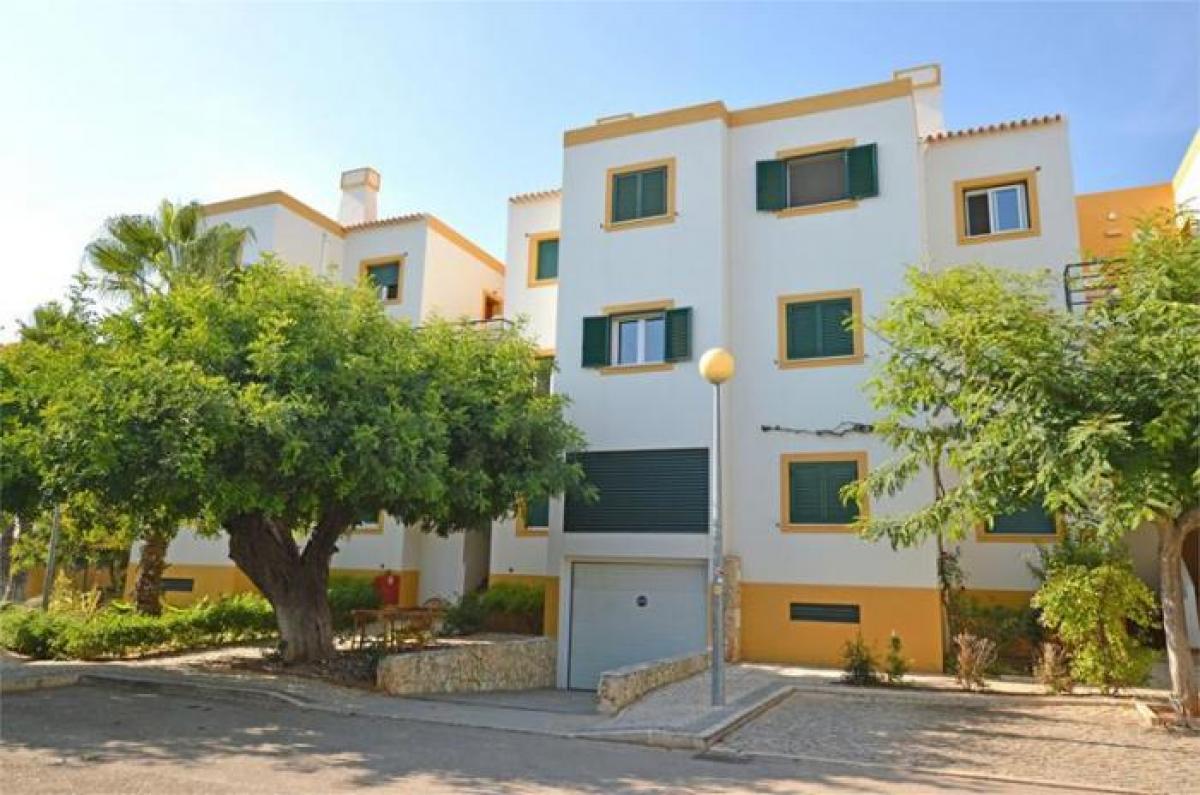 Apartamento de 2 dormitorios en Tavira, Portugal No. 3986