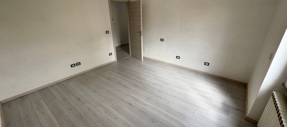 Apartamento de 4 habitaciónes en Arezzo, Italy No. 298895 14