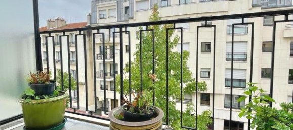 3 bedrooms Apartment in Charenton-le-Pont, France No. 170060 5