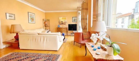 3 bedrooms Apartment in Charenton-le-Pont, France No. 170060 4