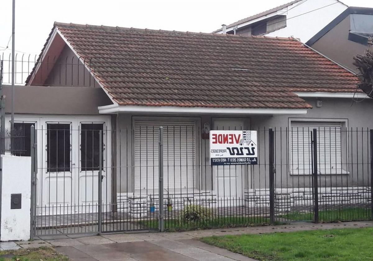 Casa de 2 dormitorios en Mar del Plata, Argentina No. 72400