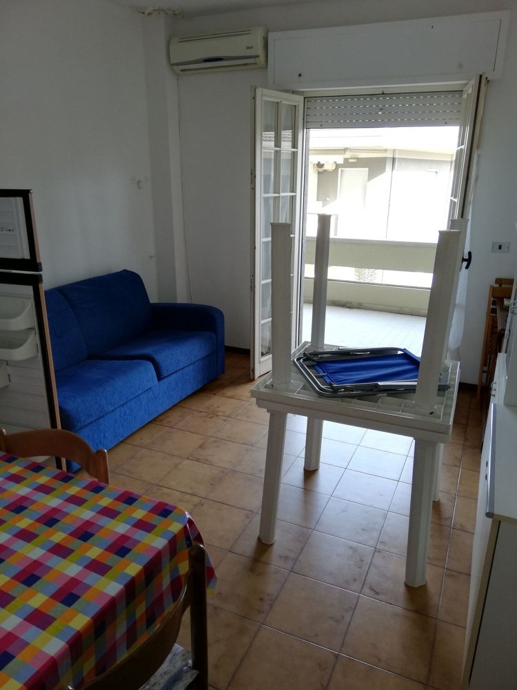 Квартира с 2 комнатами в Сильви, Италия № 154739