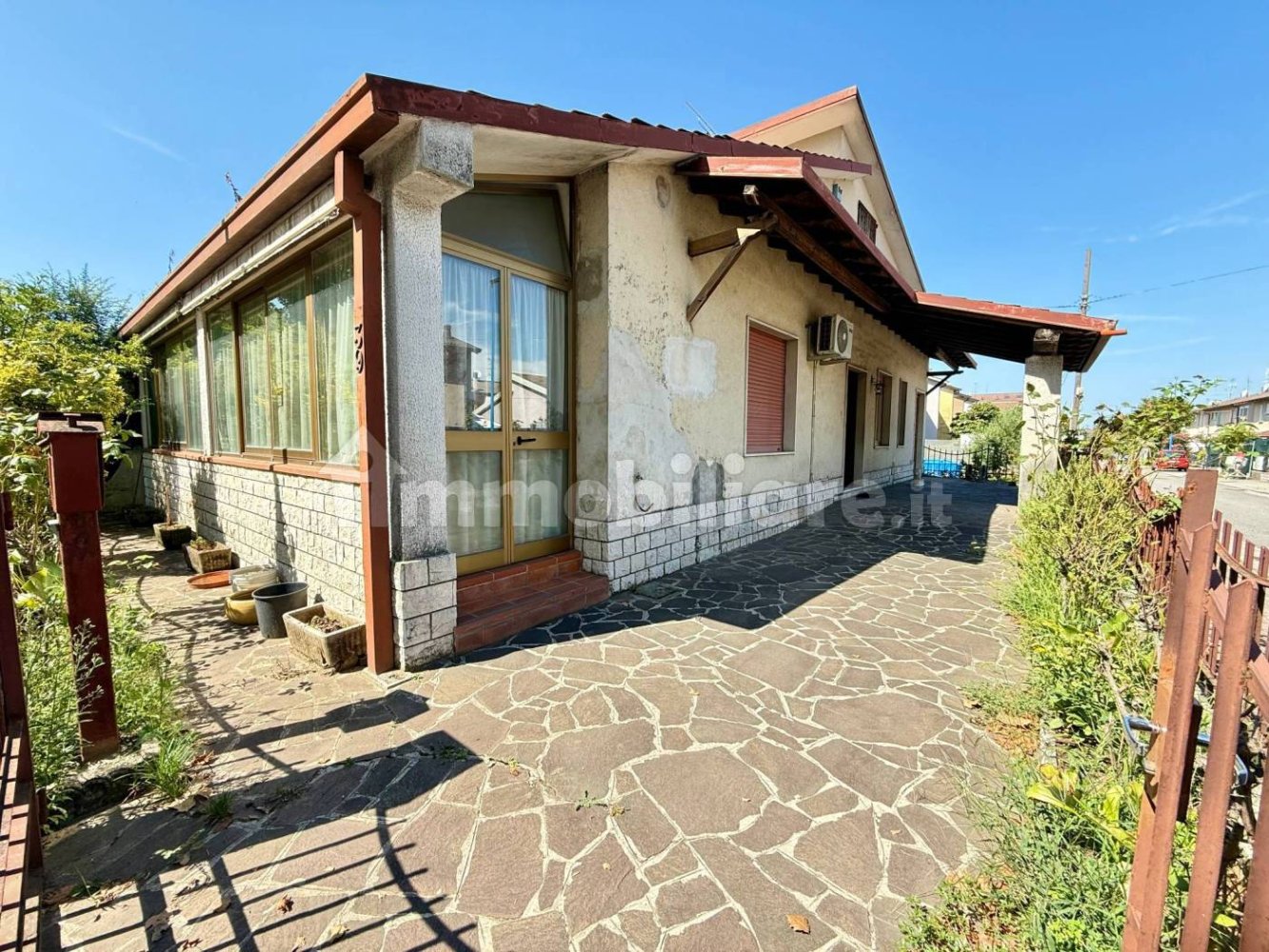 3 bedrooms House in Brescia, Italy No. 292389