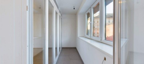 2 rooms Apartment in Hernals, Austria No. 154452 7