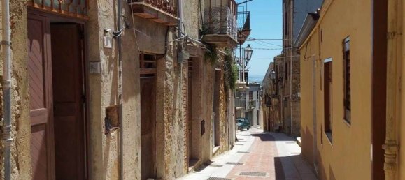 5-Zimmer Haus in Naro, Italy, Nr. 115555 7