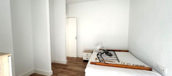 Apartamento de 4 dormitorios en Cádiz, Spain No. 138591 10
