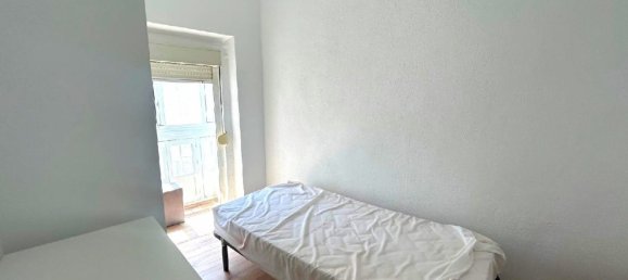 Apartamento de 4 dormitorios en Cádiz, Spain No. 138591 17