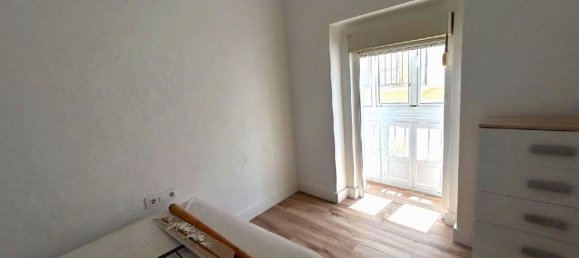 Apartamento de 4 dormitorios en Cádiz, Spain No. 138591 11