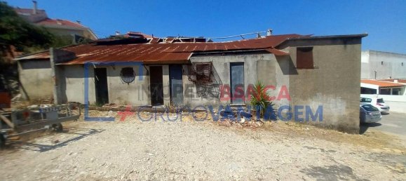  Land in Amadora, Portugal No. 221110 9