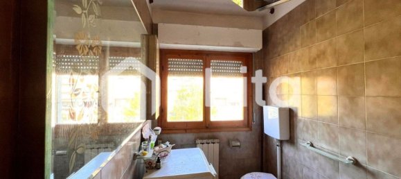 Apartamento de 4 dormitorios en Terranuova Bracciolini, Italy No. 312980 11