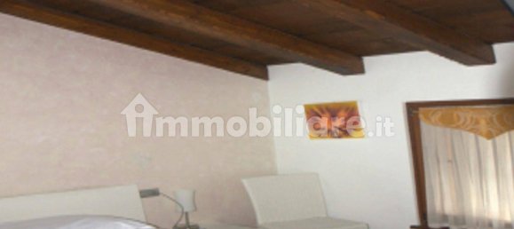 Коммерческая недвижимость 2060м² в Порденоне, Италия № 317024 10