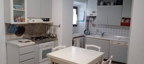 Apartamento de 2 dormitorios en Merate, Italy No. 365530 5