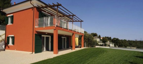 Casa de 10 habitaciónes en Alassio, Italy No. 63860 26