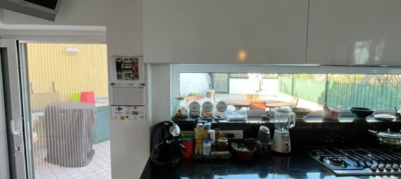 Casa de 10 habitaciónes en Alassio, Italy No. 63860 40